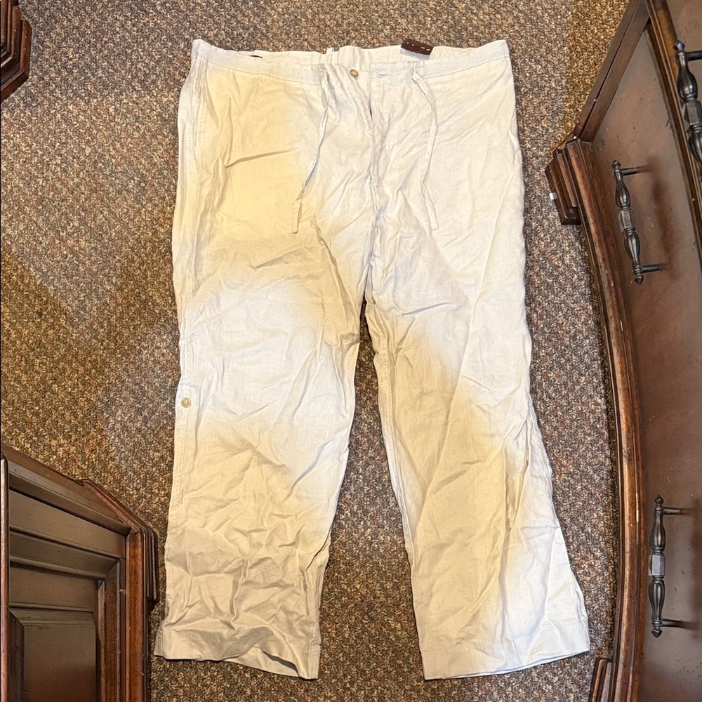 Perry Ellis Men's Cream Chinos